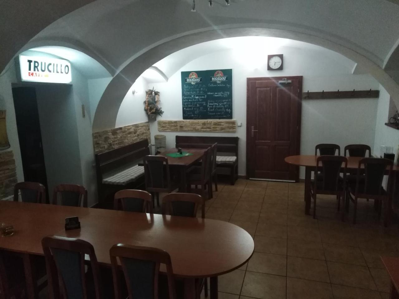 Penzion U Dvojice Nove Mesto na Morave Kültér fotó